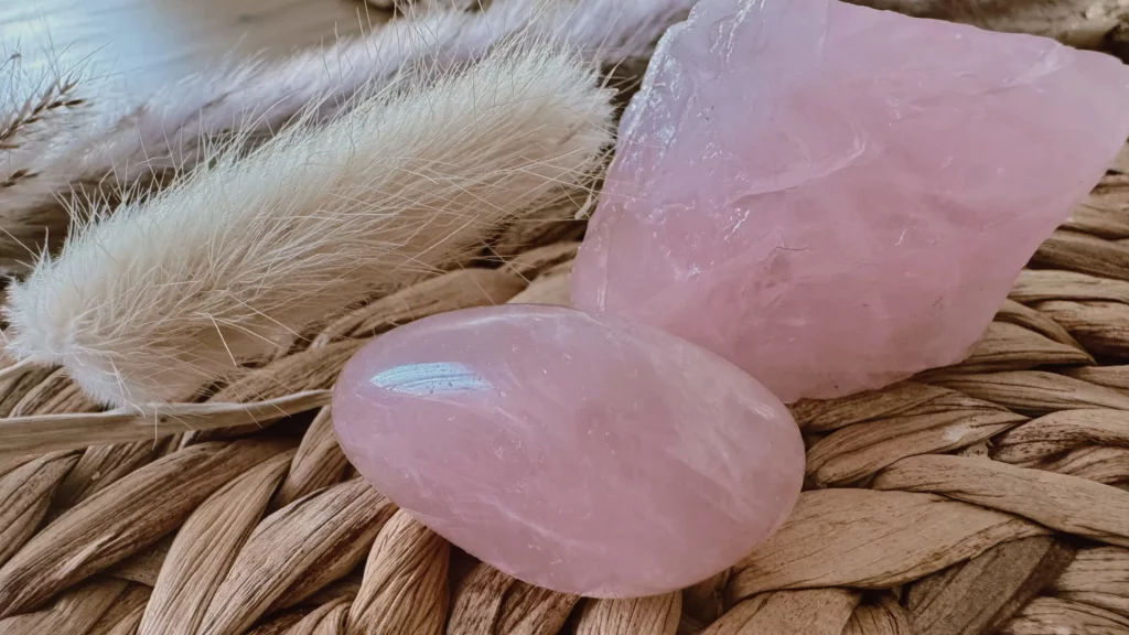 quartz rose amour - quartz rose brut quartz rose roulé - vertus du quartz rose