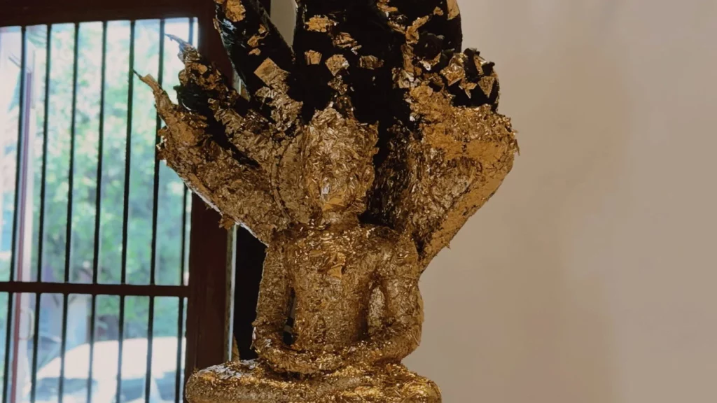 Phra Naphrok - Bouddha protégé par le roi des nagas - symbole du bouddha