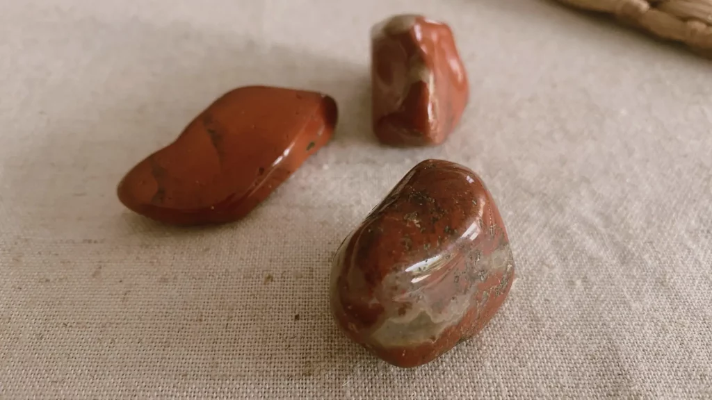 Jaspe rouge pour la confiance en soi - pierres pour la confiance en soi