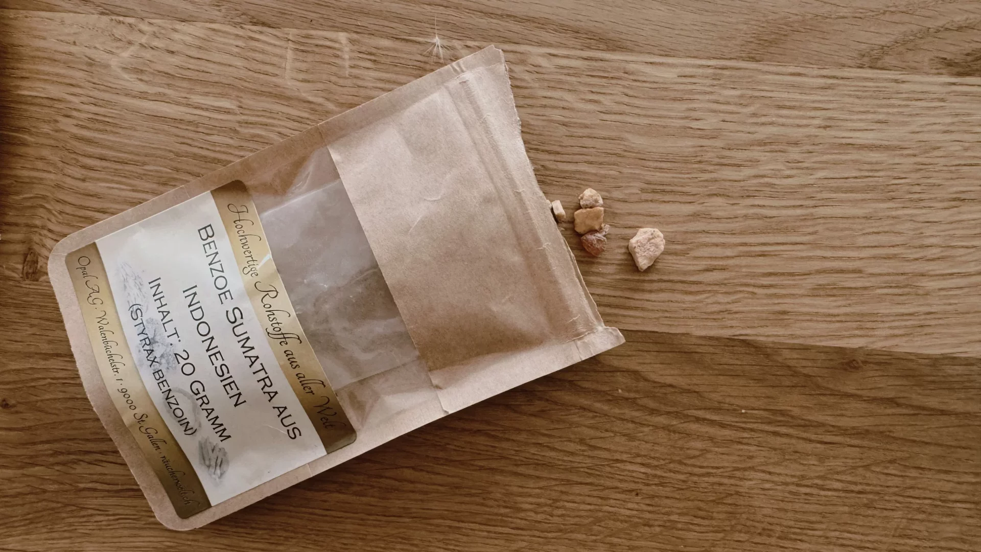 Encens de benjoin de sumatra - grains de résine de benjoin - benzoe - benzoin sumatra